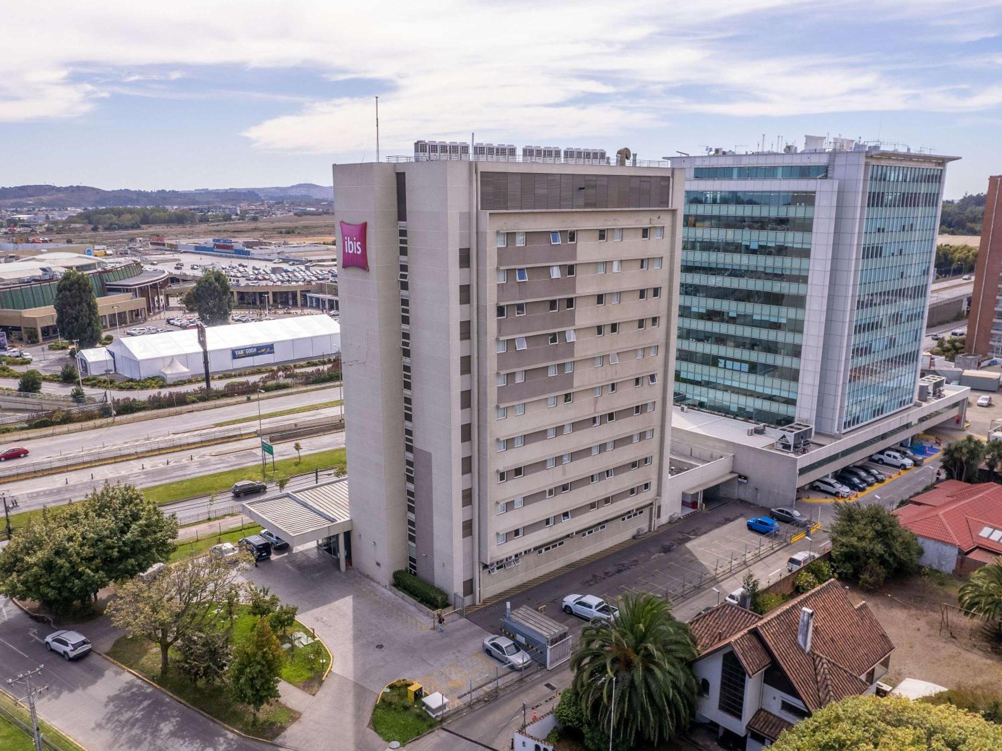 فندق Ibis Concepción المظهر الخارجي الصورة